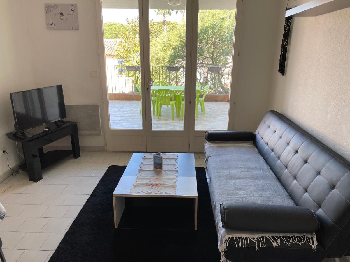 Apartment Port Cogolin With Garden View Grimaud Exteriér fotografie