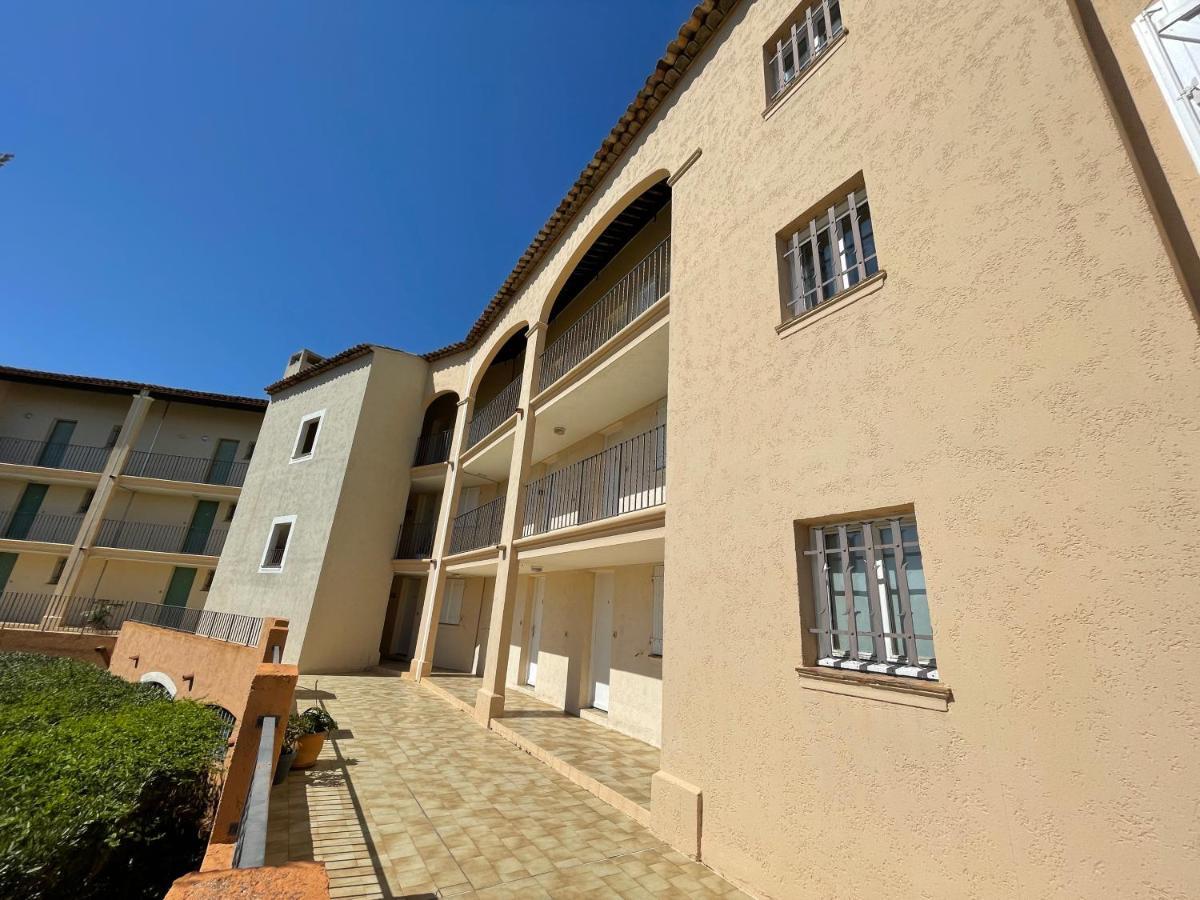 Apartment Port Cogolin With Garden View Grimaud Exteriér fotografie
